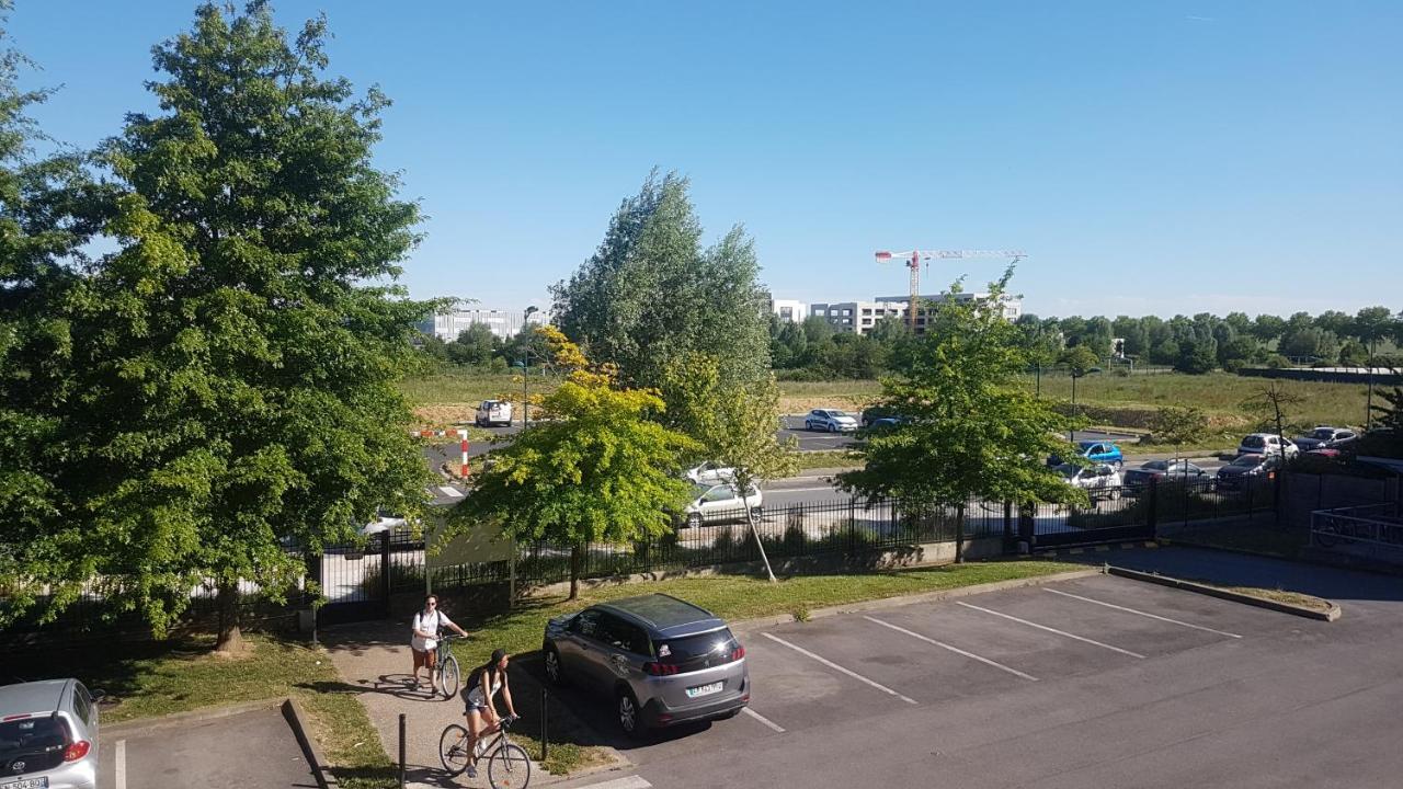Studio Confort Paris Apartment Montevrain Bagian luar foto